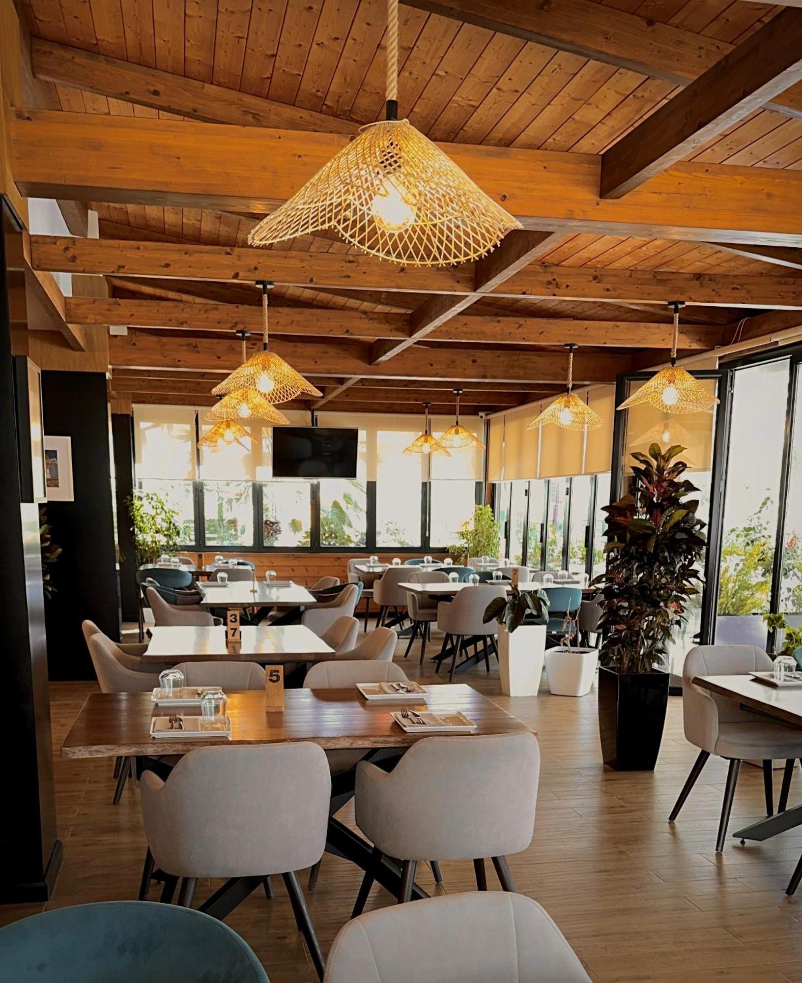 Hotel Fish Land Plazhi San Pietro 外观 照片
